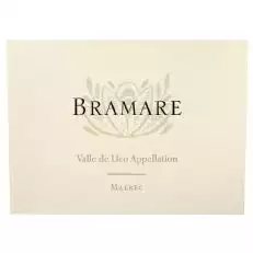 Culoare violet intens. Arome de fructe roșii și negre coapte amestecate cu note picante de vanilie, cuișoare, scorțișoară și cutie de țigări. Sugestii de cofetărie. Palat concentrat cu taninuri dulci și o textură catifelată.