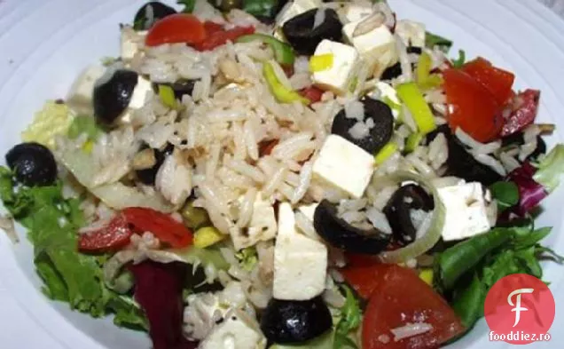 Salată Mediteraneană Pilaf