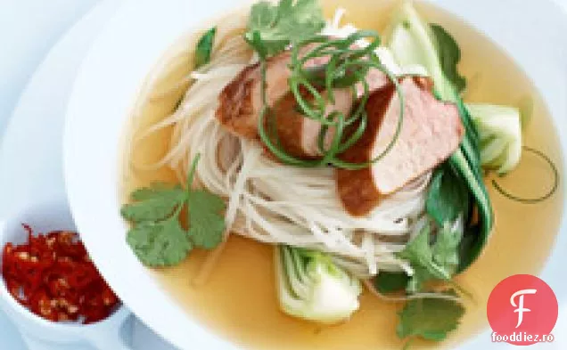 Carne de porc caramelizată cu bulion de cinci condimente
