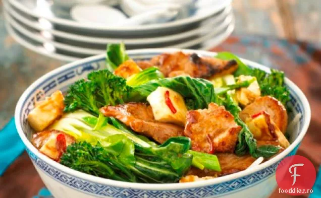 Shanghai Se Amestecă Fry Carne De Porc Cu Tofu