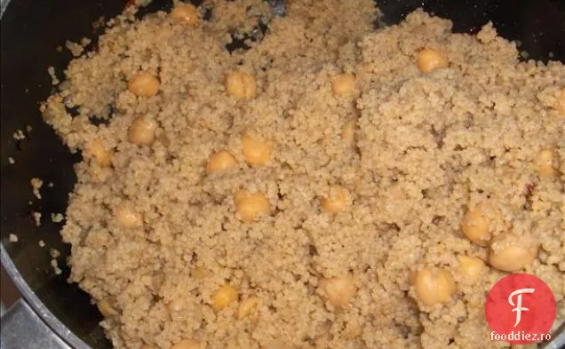 Cuscus De Grâu Integral Condimentat Indian Cu Năut