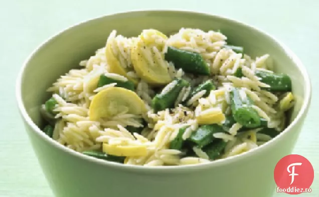 Salată de Orzo și Snap Pea