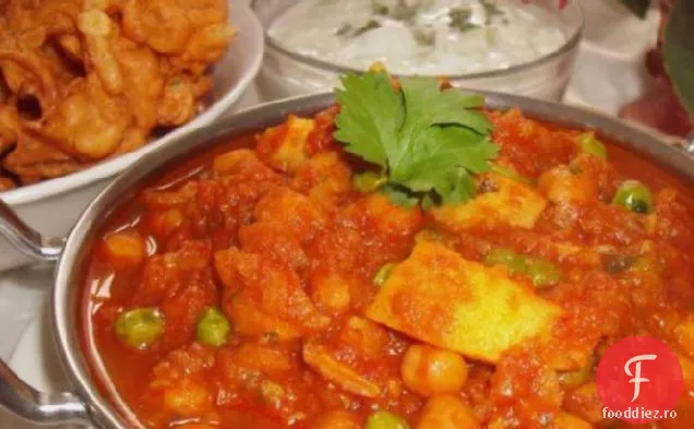 Curry de pui și legume Rezika