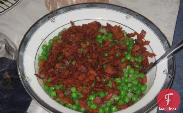 Mazăre cu șalotă și Pancetta