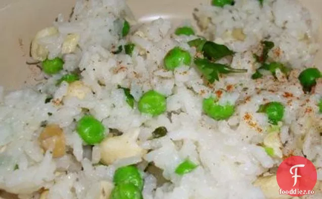 Orez Cilantro de nucă de cocos cu mazăre și caju