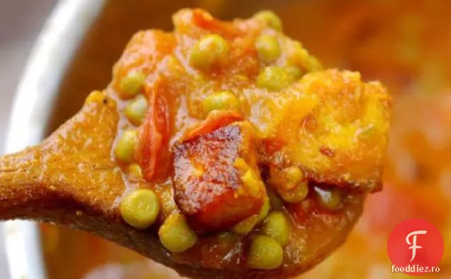 Mutter Paneer - Curry Cu Brânză Indiană