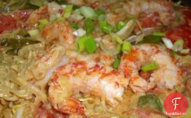 Curry de pui și tăiței (cuptor cu microunde)