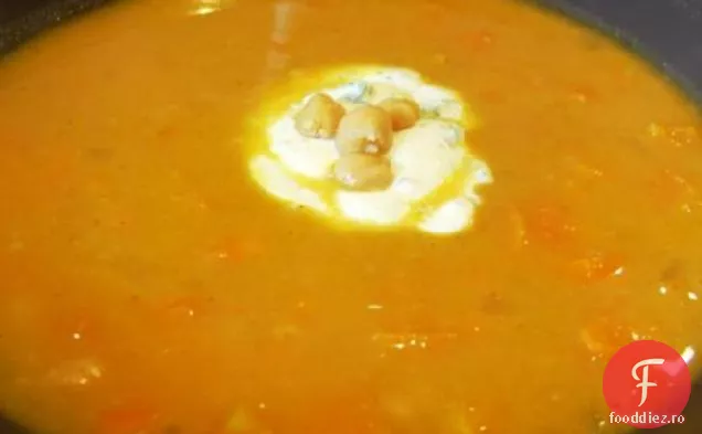 Supă marocană de cartofi dulci și năut