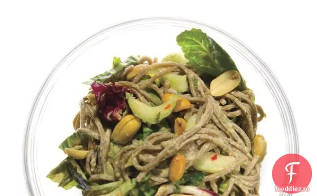 Fidea Soba de susan cu castraveți, Bok Choy și verdeață mixtă