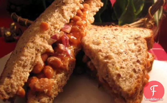 Sandwich cu fasole și maioneză Linda (sandvișuri)