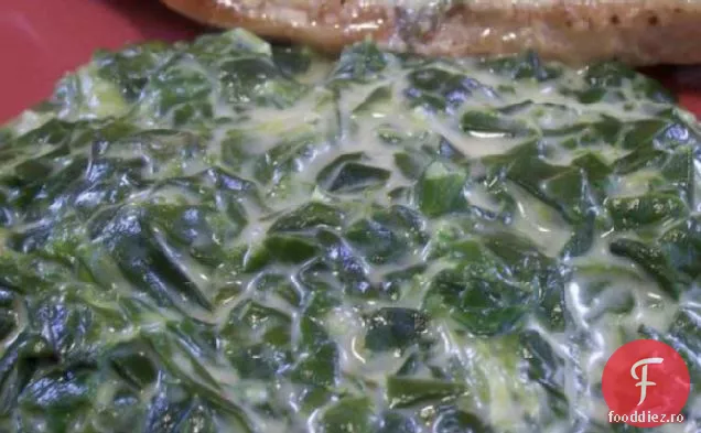 Spanac Cremos Cu Conținut Scăzut De Carbohidrați