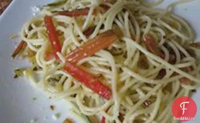 Tulpini de bietă și paste cu Scape de usturoi