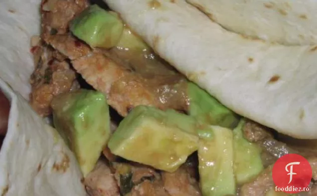 Carne de porc de var și bere cu Guacamole ușor gros