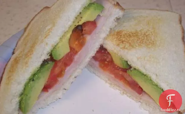 Un Sandwich Cu Avocado-Licious