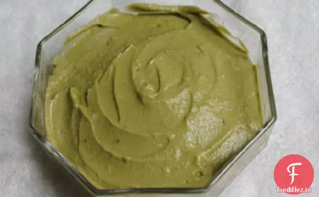 Rămâi Verde Avocado Dip