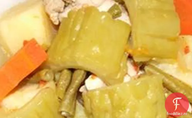 Supa de pepene amar a lui Minh-ai