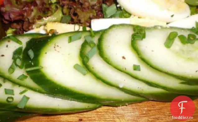 Salată Maghiară De Castraveți