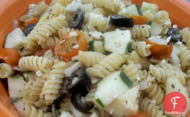 Salată De Paste Grecești Lite