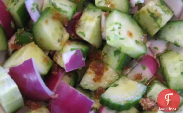 Salată De Castraveți Thailandezi