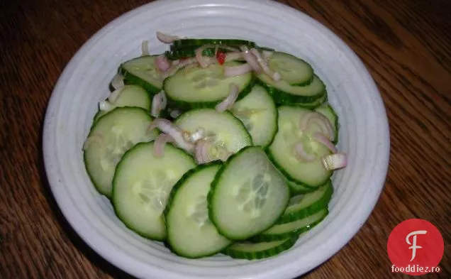 Salată De Castraveți Thailandezi