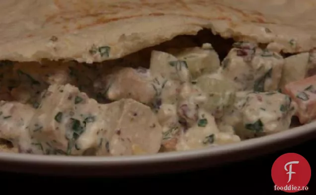Salată Grecească De Pui
