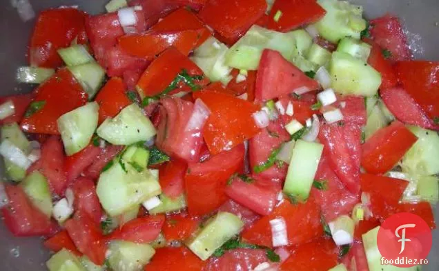 Salată De Castraveți De Roșii (Salată Shirazi)