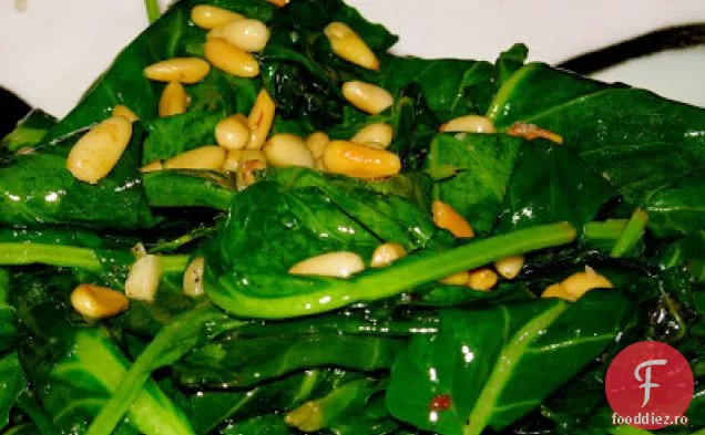 Broccoli Rabe Cu Nuci De Pin