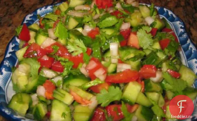Salată Israeliană