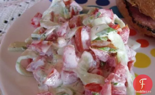 Salata de roșii cu castraveți Sylvia