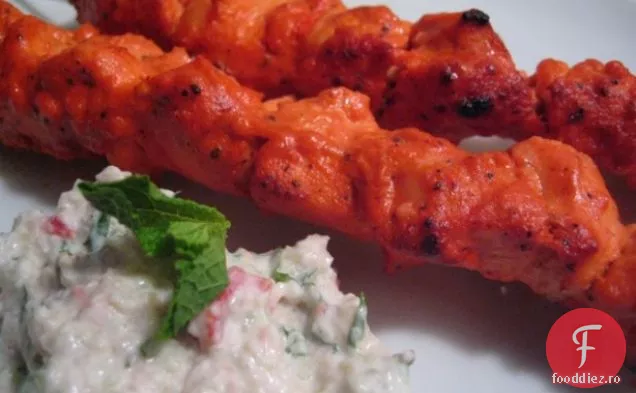 Tikka De Pui Cu Raita De Castraveți