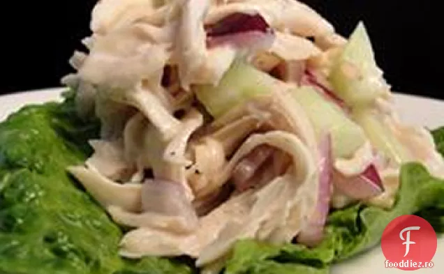 Salată Delicioasă De Pui De Fermă