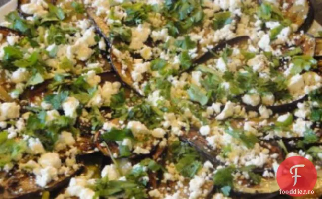 Vinete marinate la grătar cu Feta și ierburi