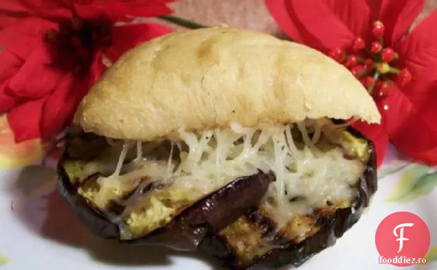Panini de vinete și Mozzarella
