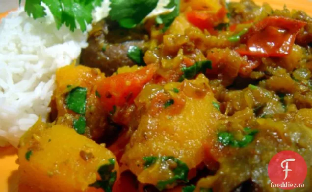 Curry de vinete prăjite la cuptor și dovlecei de nucă