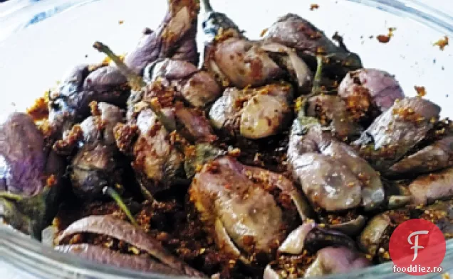 Brinjal Cu Pansament De Nuc