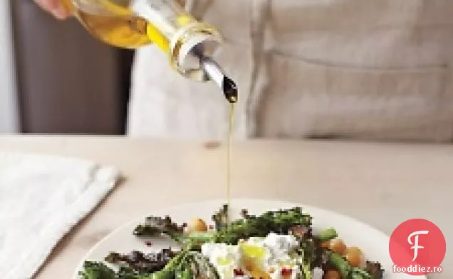 Crispy Broccoli Rabe, Năut Și Salată Proaspătă De Ricotta