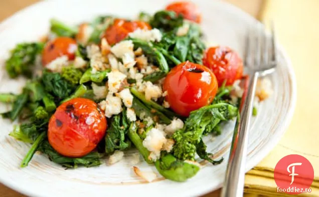 Salată De Roșii Și Broccoli Rabe