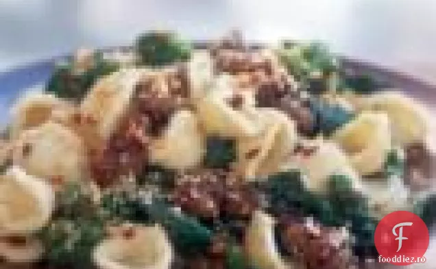 Orecchiette Cu Broccoli Rabe Și Cârnați