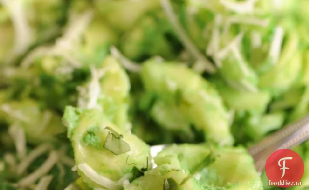 Pesto de Broccoli rabe al lui Mario Batali (ușor modificat)