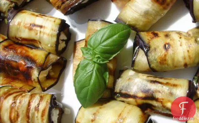 Rulouri de vinete (vinete) și Feta