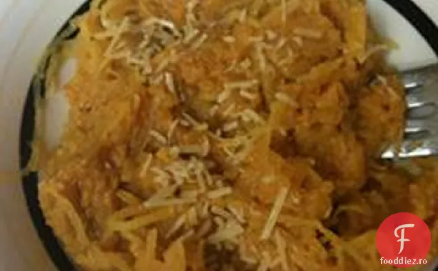 Spaghete Squash cu sos cremos de dovleac
