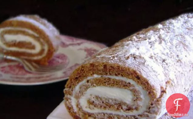 Rulou De Tort De Dovleac Cu Umplutură De Brânză Cremă
