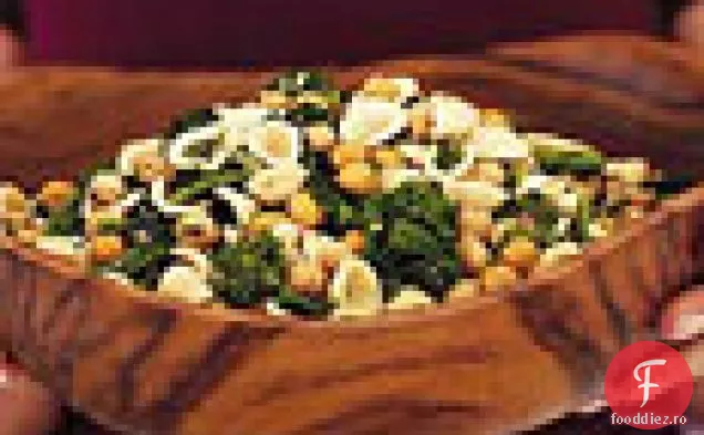 Orecchiette cu Broccoli rabe și năut prăjit