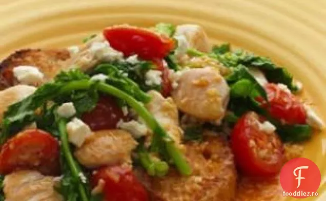 Pui, Broccoli Rabe Și Feta Pe Pâine Prăjită