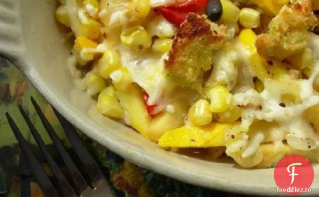 Zucchini cu brânză și porumb cu Topping de pâine Pesto