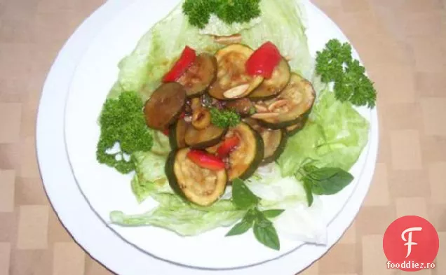 Salată Zippy Zucchini