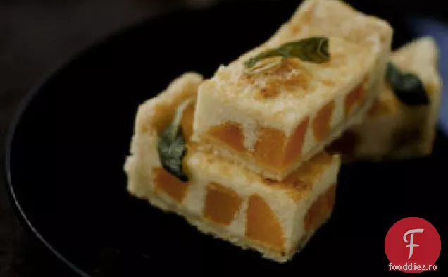 Tartă cu cremă de parmezan cu dovlecei de nucă