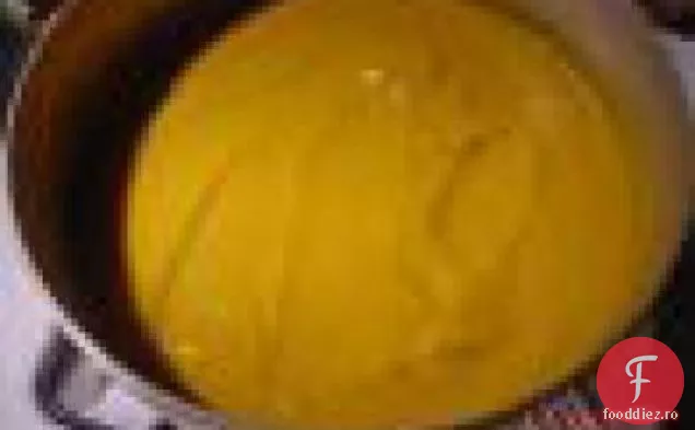 Supă picantă de dovlecei și linte