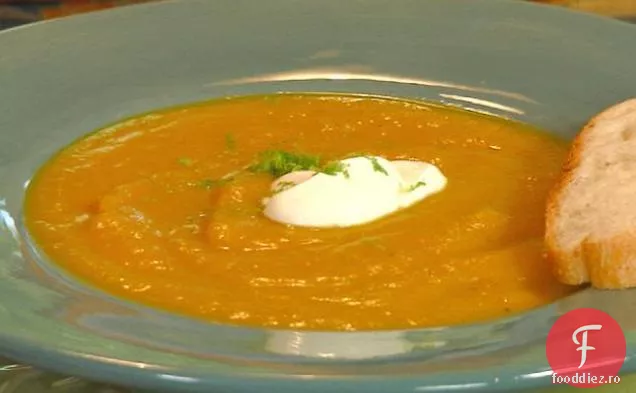 Supă De Dovlecei Cu Nucă Curry