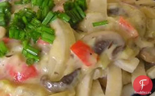 Paste cu sos de ciuperci și dovlecei